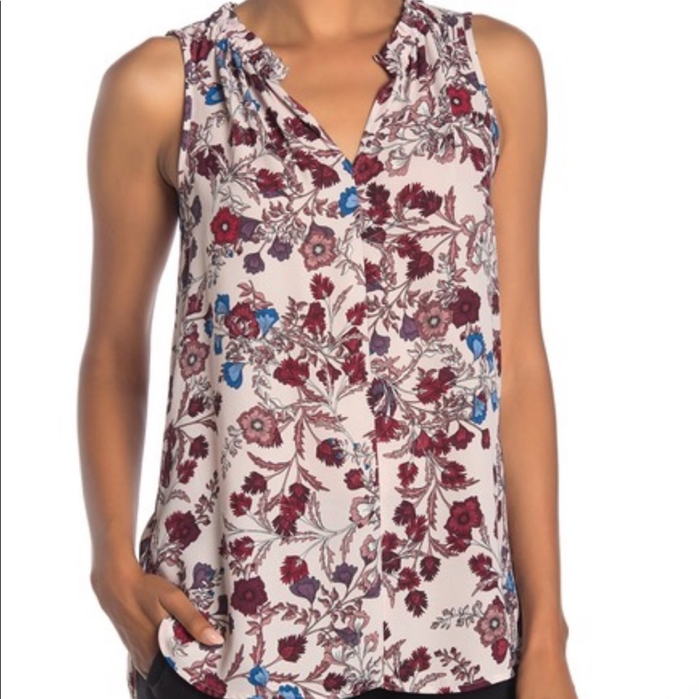 NWOT Vince Camuto Floral Sleeveless Blouse